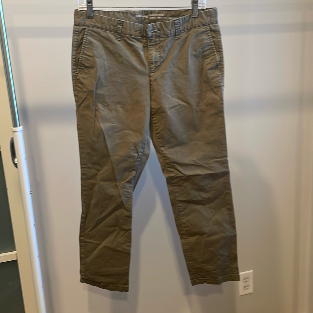 Khakis By GAP Skinny Boyfriend Olive Pants, Size 4R, Olive Green Pants